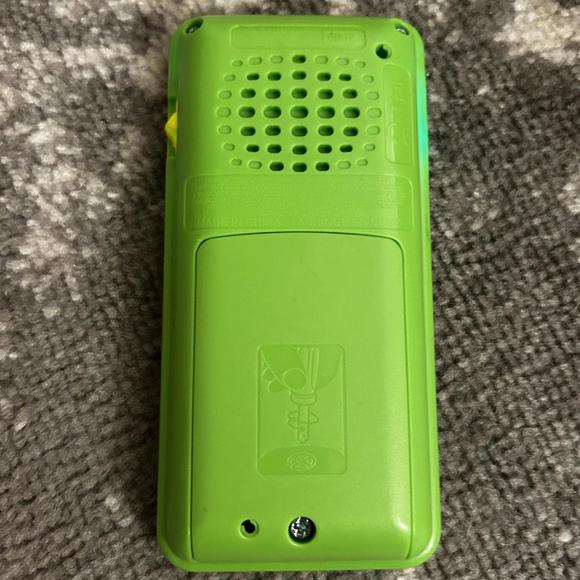 Leapfrog Chat & Count Emoji Smart Phone (Green) - Picture 2 of 2